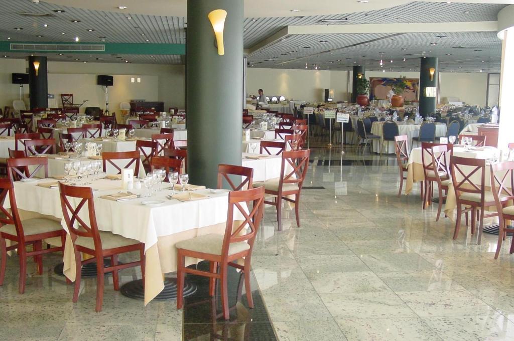 Suite Hotel Jardins Da Ajuda — Restaurant & bars in Funchal, Madeira