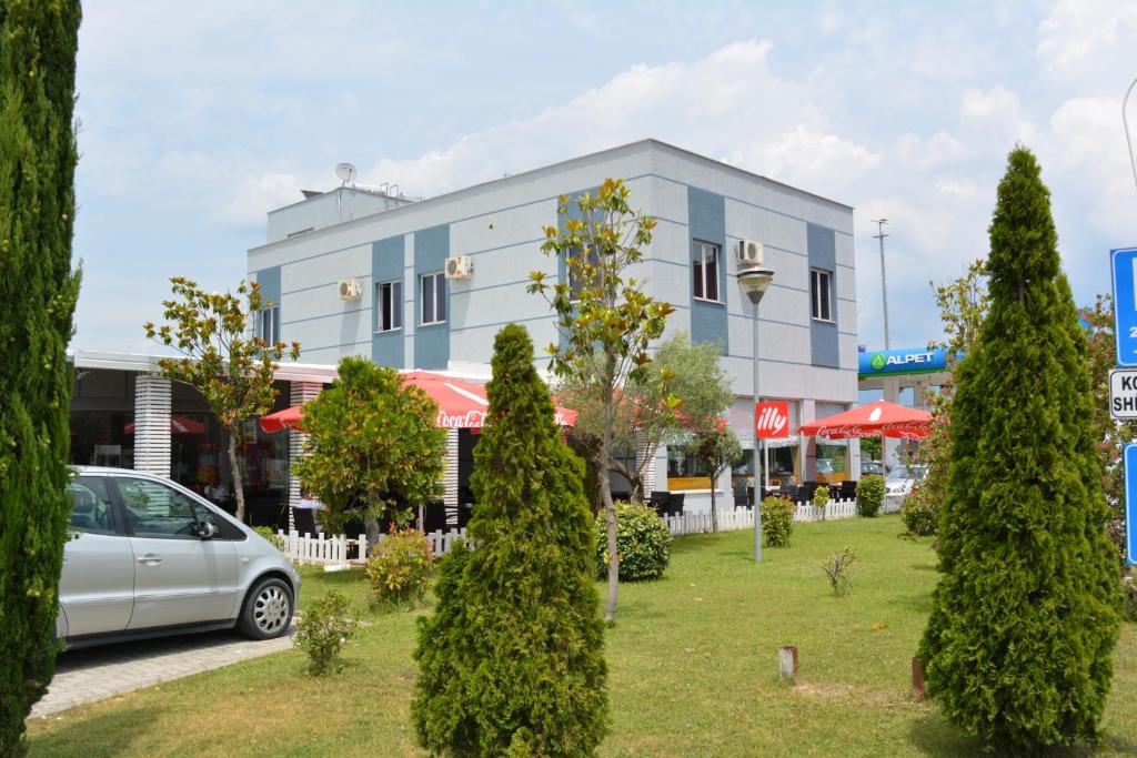 Hotel Alpet — Hotel in Tirana