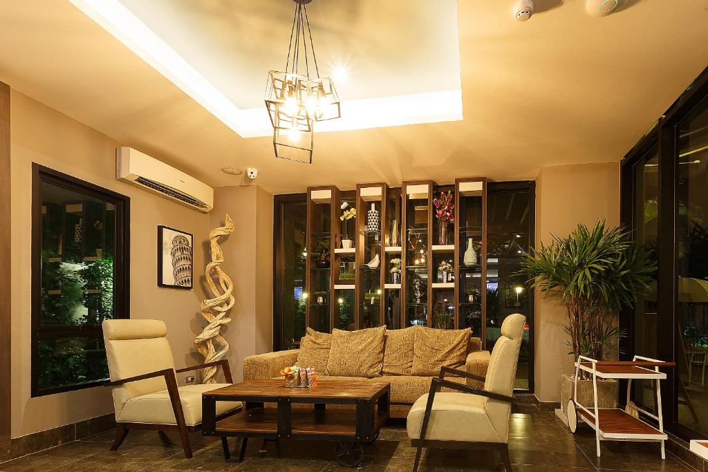 绿点公寓 (Greenpoint Residence)
