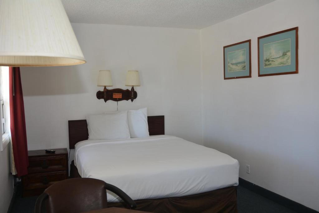 Pacific Sunset Inn photo