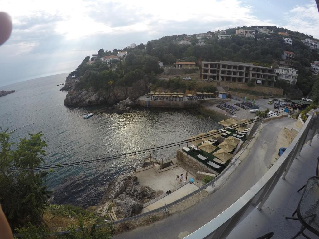Apartments Klikovac Liman II photo