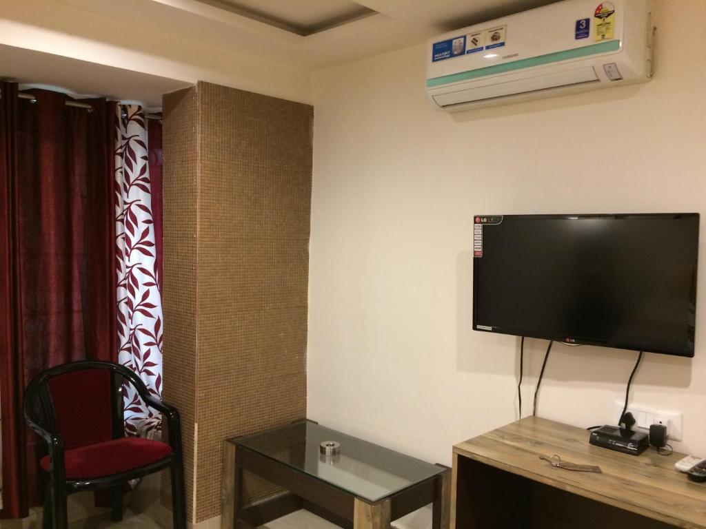 Breeze Hotel photo