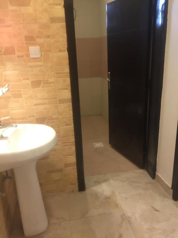 Al Sondos Furnished Apartments photo