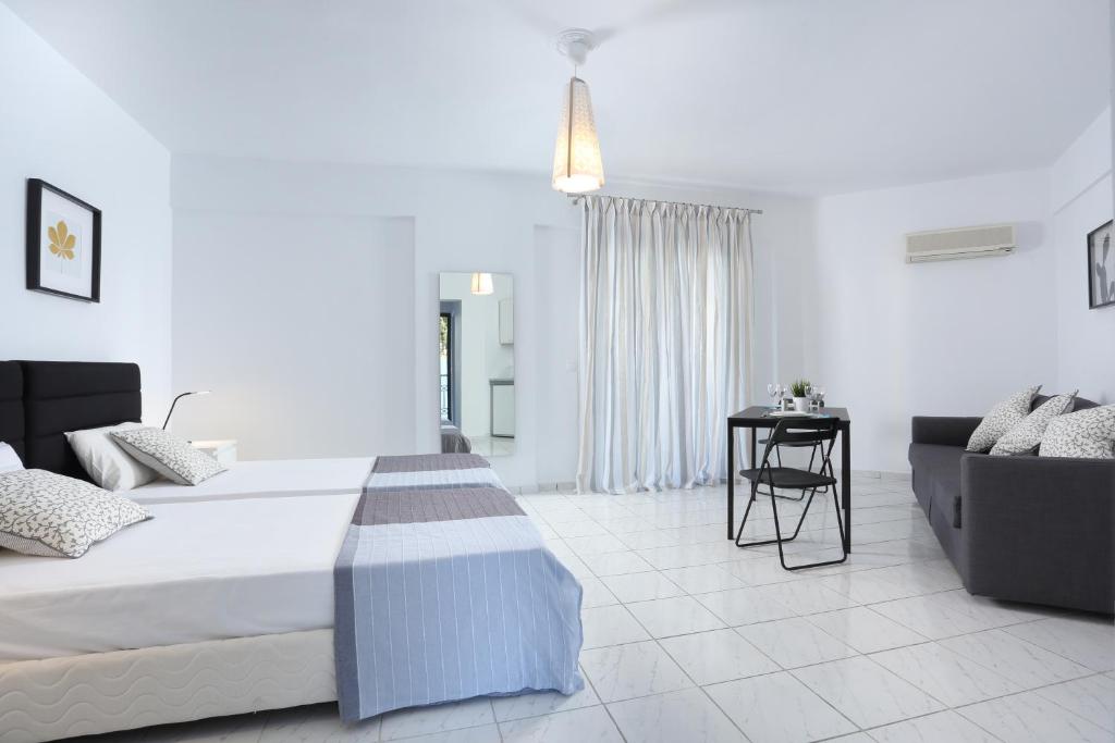 Natalie's Hotel photo