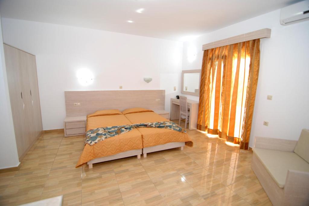 Superior Family Room