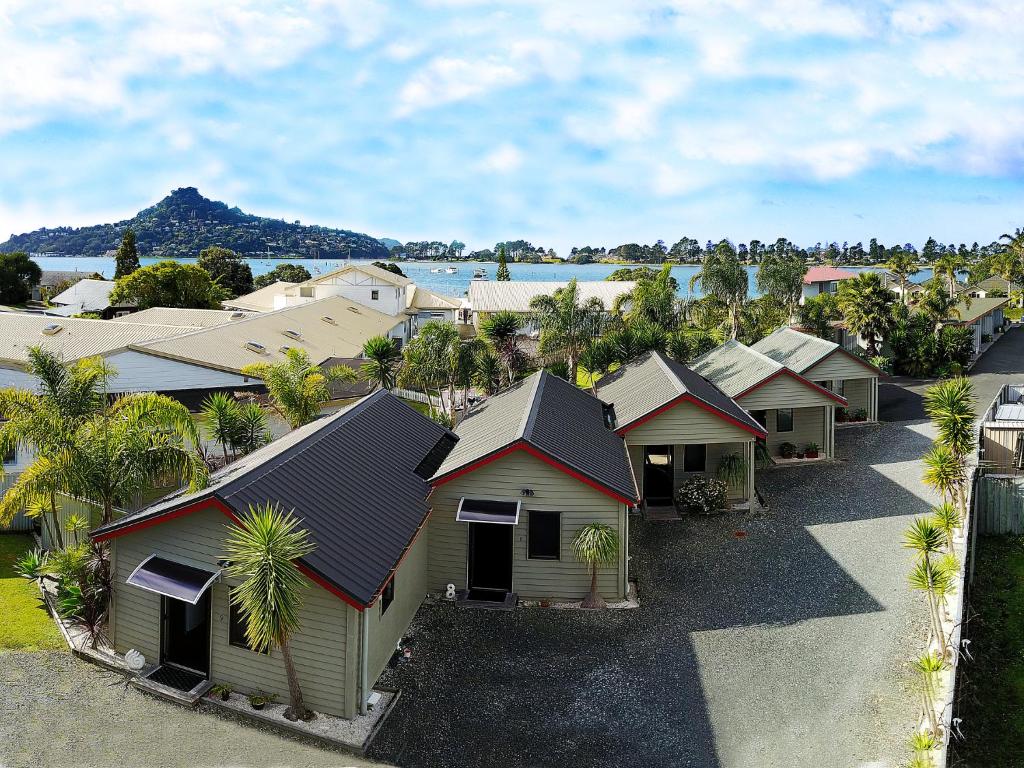 موتيل تايروا شورز (Tairua Shores Motel)