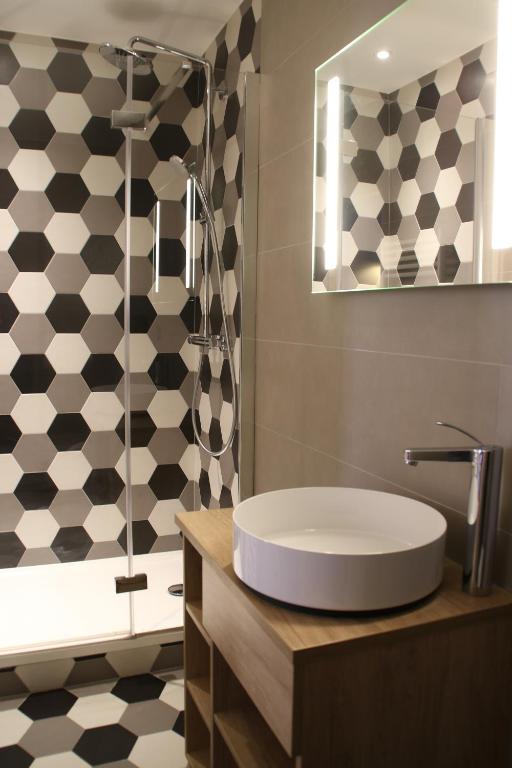 Lyon Hotel Saint Vincent Additional