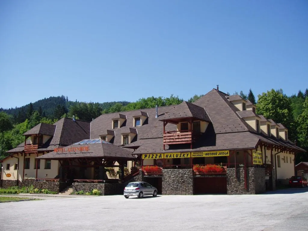 Hotel Altenberg, hotel in Staré Hory
