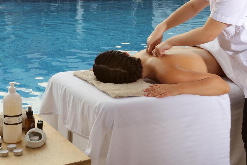 บริการนวด