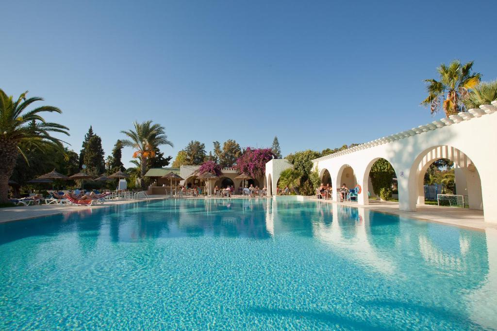 Swimming pool, Seabel Alhambra Beach Golf & Spa Hotel in Port El Kantaoui