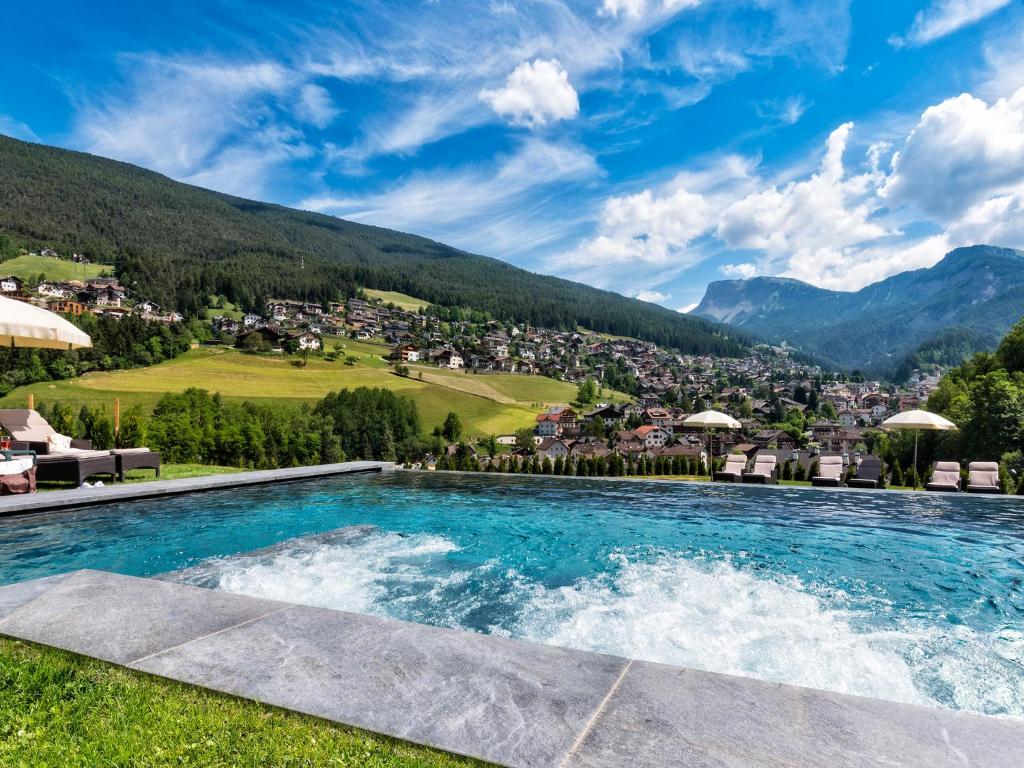 Alpin & Vital Hotel La Perla photo