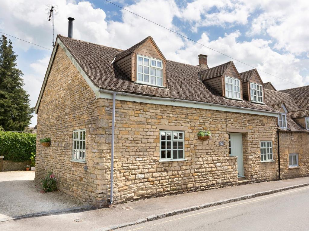 Teagles Cottage photo