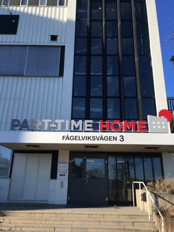 Part-Time Home Slagsta Strand