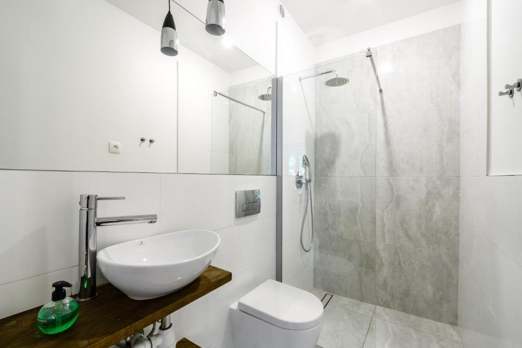 Central Station Apartments photo