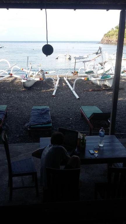 Teman Teman Bungalows 1