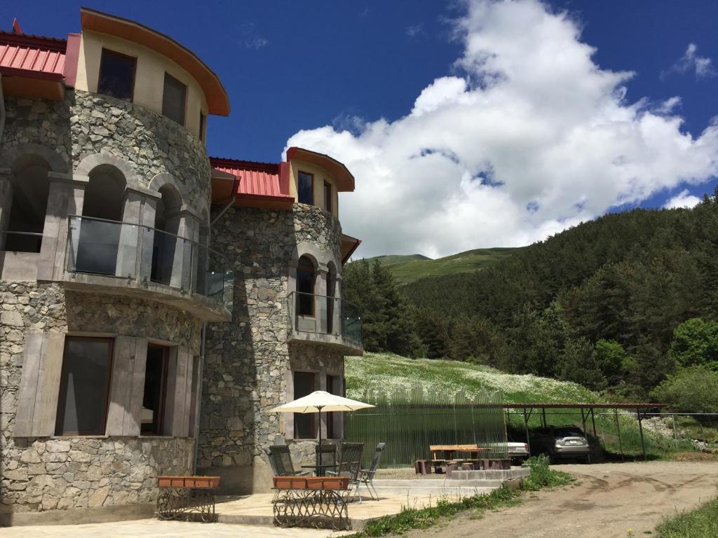 LerMont Guest House photo