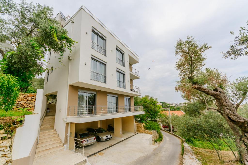 Teuta Apartments - 3