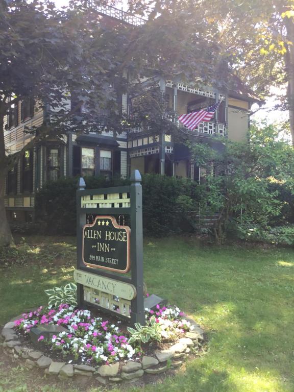 Allen House Inn photo