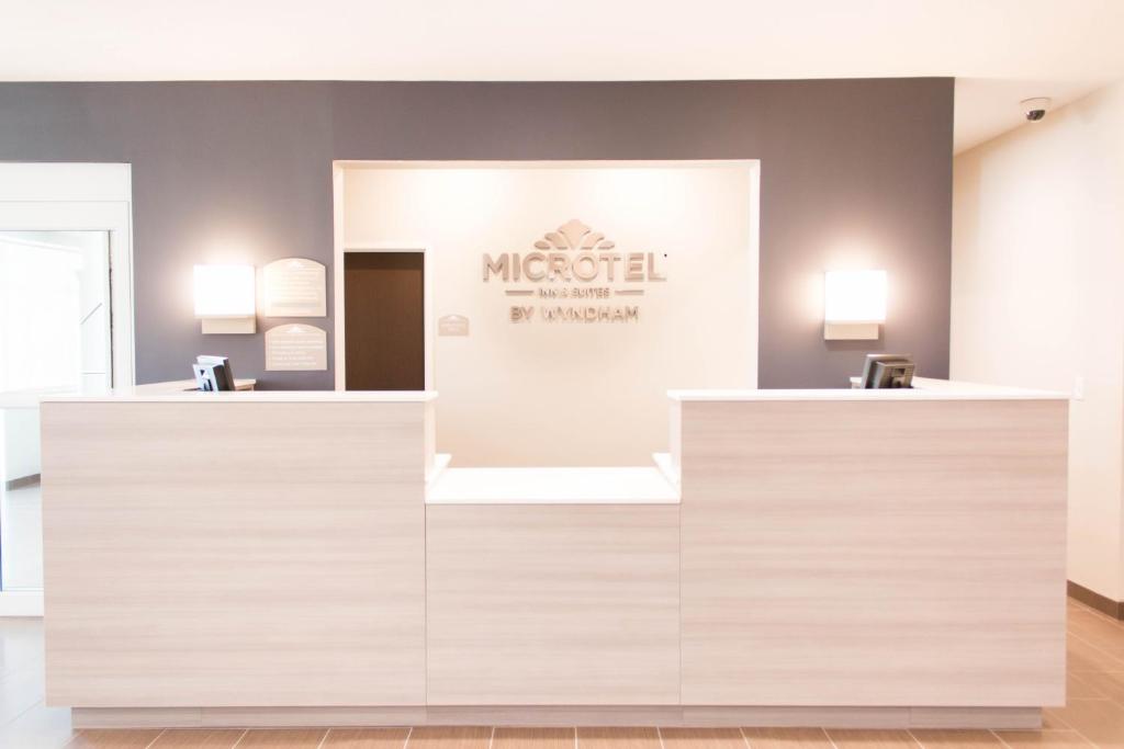 Microtel Inn & Suites by Wyndham Springville/Provo photo