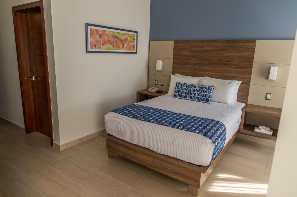 Ocean View Beach Hotel photo
