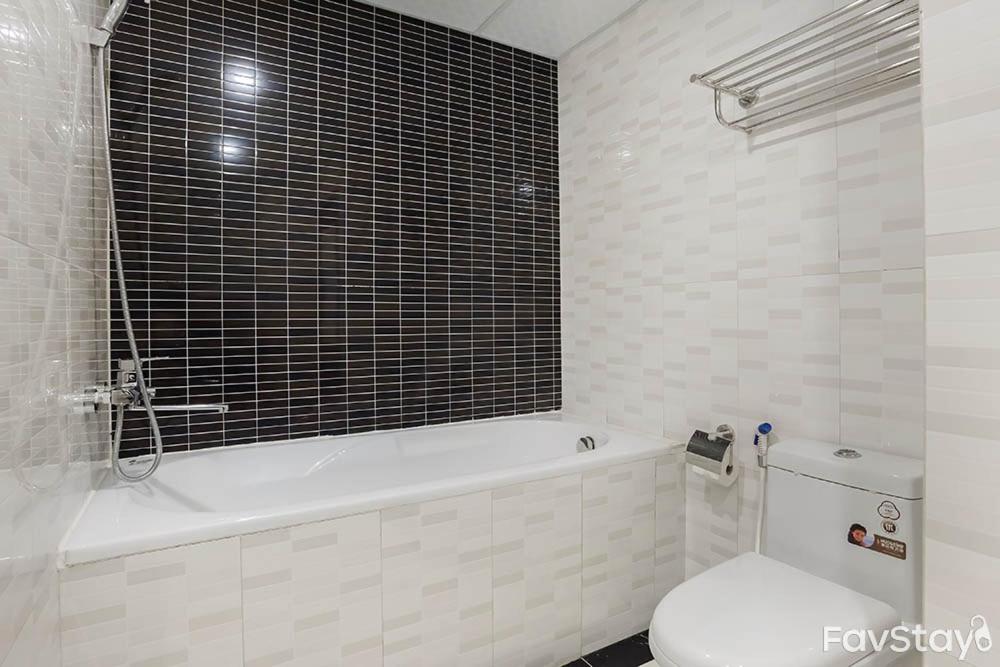 COZY STUDIO IN THE HEART OF HANOI photo