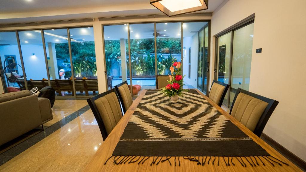 Facilities, Villa Navin Premiere Pool Villa in Pattaya