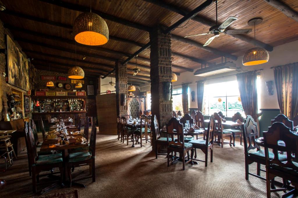 Restaurant, Merry Pebbles Resort in Sabie
