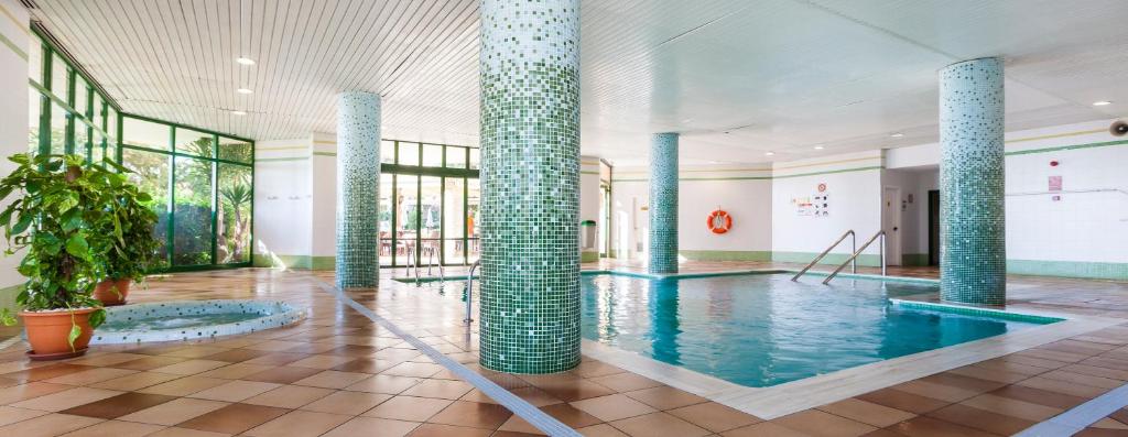 Globales Nova — Swimming pool in Palma Nova, Balearic Islands