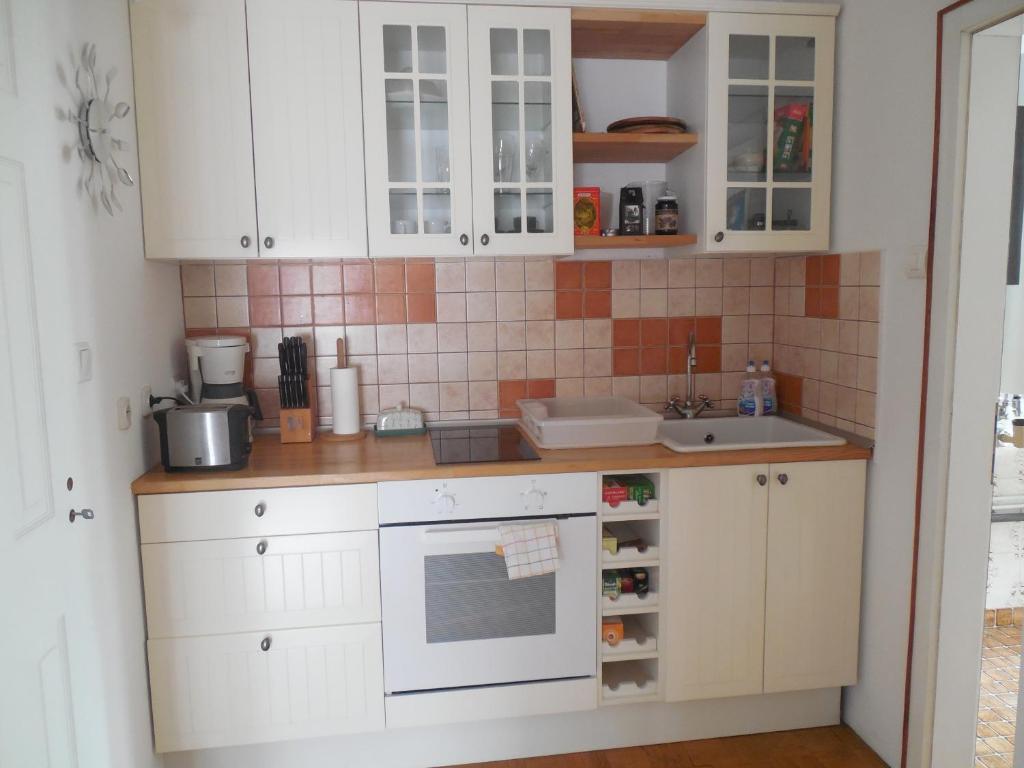 Cafe Vielharmonie Apart-Pension - 4