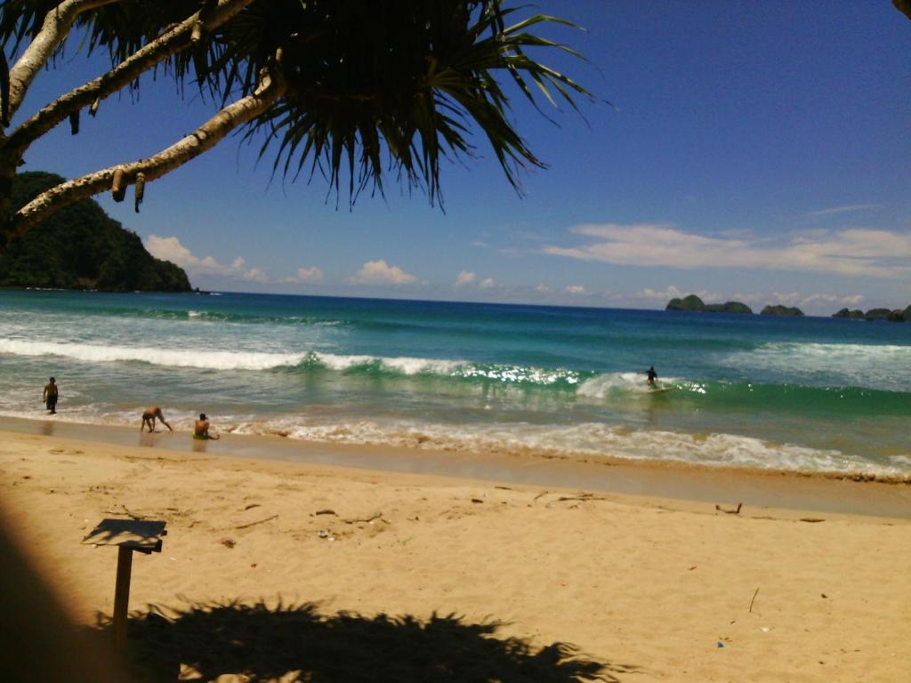 Red Beach Homestay photo