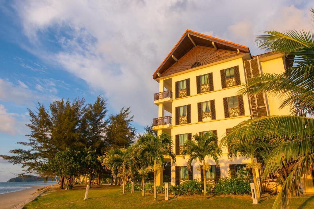 Sabah Beach Villas & Suites, Kota Kinabalu 2024 Updated Prices, Deals