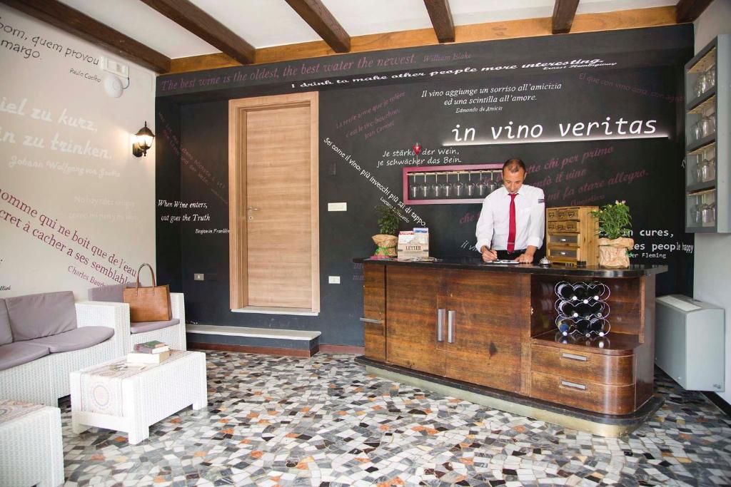 Boutique Hotel Elvezia photo