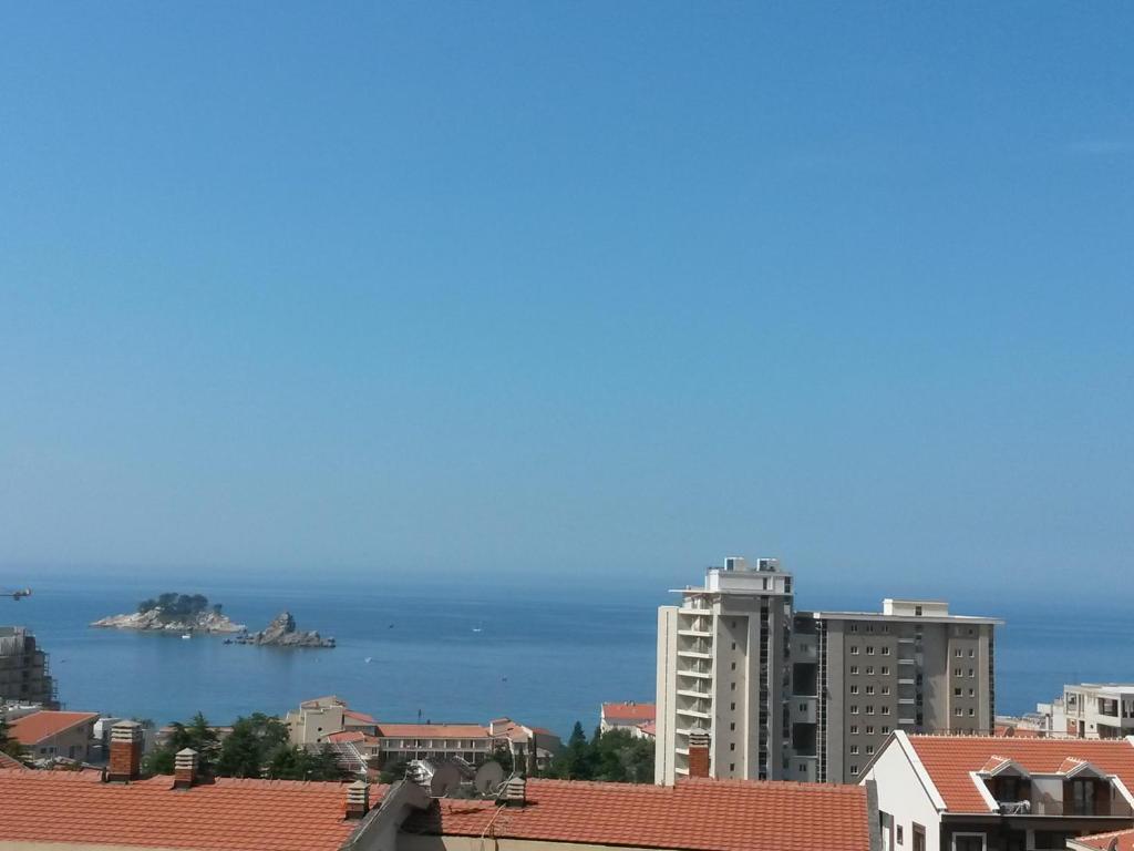 De Luxe Apartment with a Seaview - 3