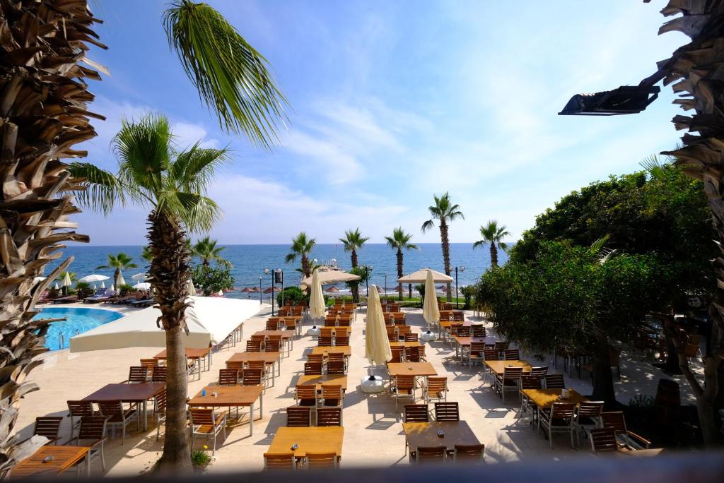Anitas Hotel — Restaurant & bars in Konakli