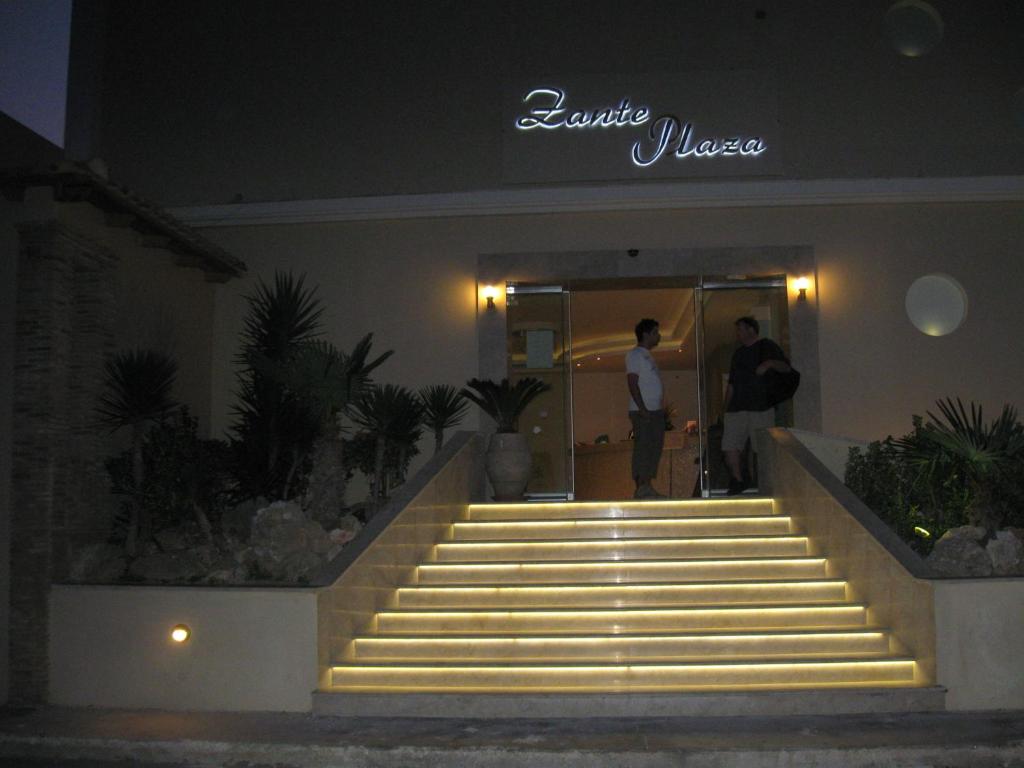 Zante Plaza Hotel & Apartments Photo 2