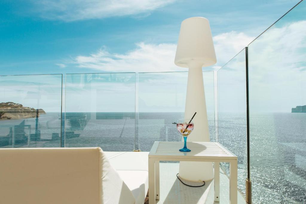 Sentido Fido Punta del Mar Hotel & Spa - Adults Only — Santa Ponca, Balearic Islands