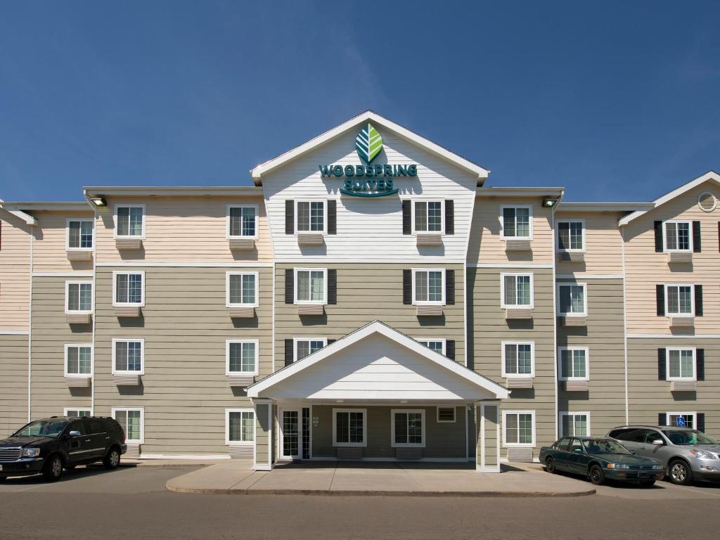 WoodSpring Suites Junction City photo