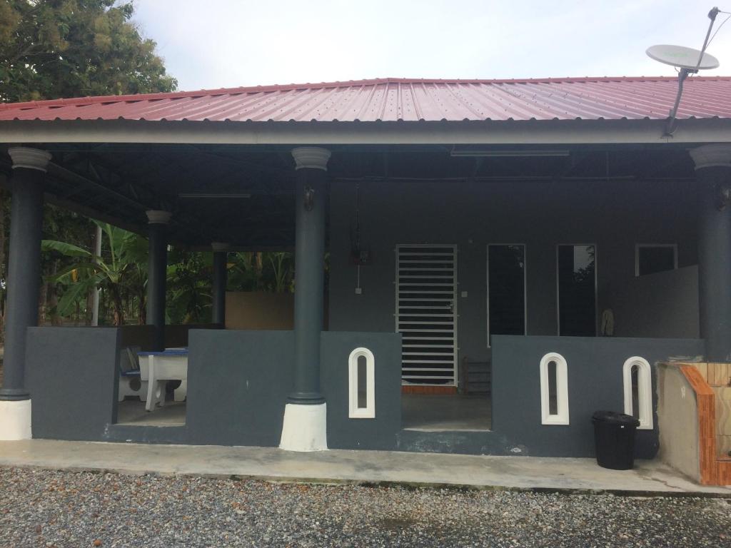 Exterior view, Roomstay Zulmi in Arau