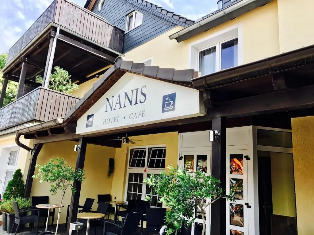 Nanis Hotel & Appartements, hotel in Steinhude