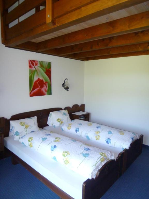 Hotel Bahnhof photo