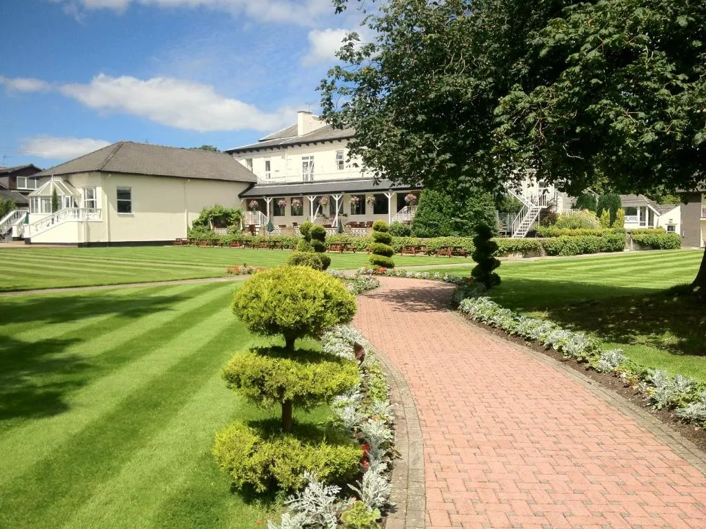 Thornton Hall Hotel & Spa, hotel in Heswall