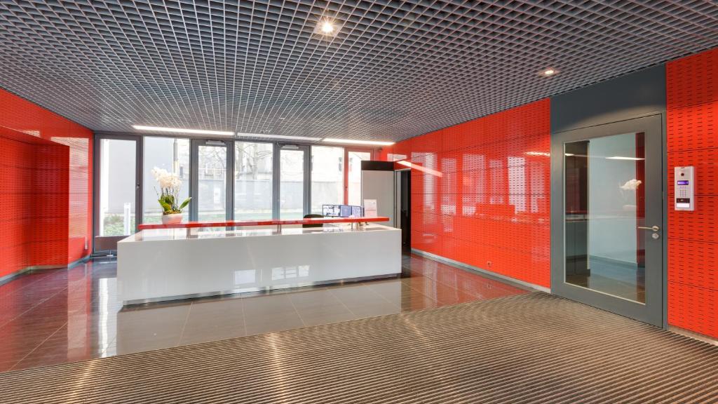 Apartamenty Homely Place 8 - Parking — Hotel in Poznan