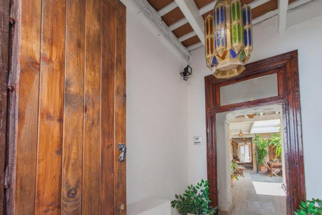 Apartamentos El Patio Andaluz photo