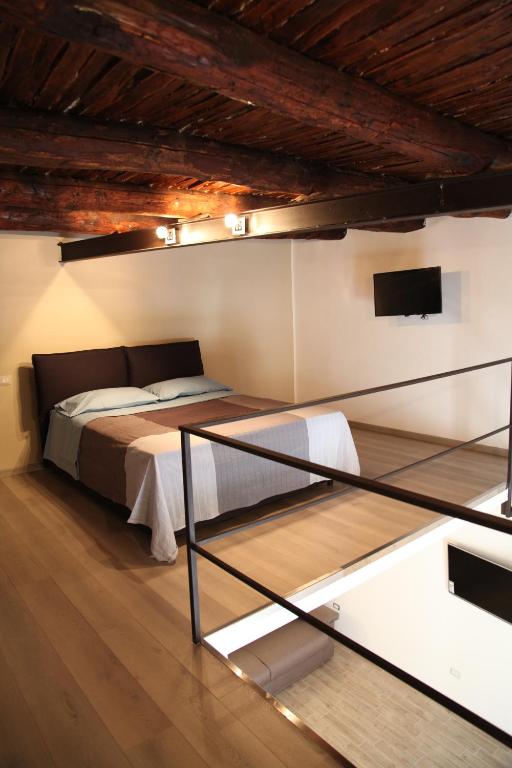 Home Salvator Rosa 78 — Hotel in Naples