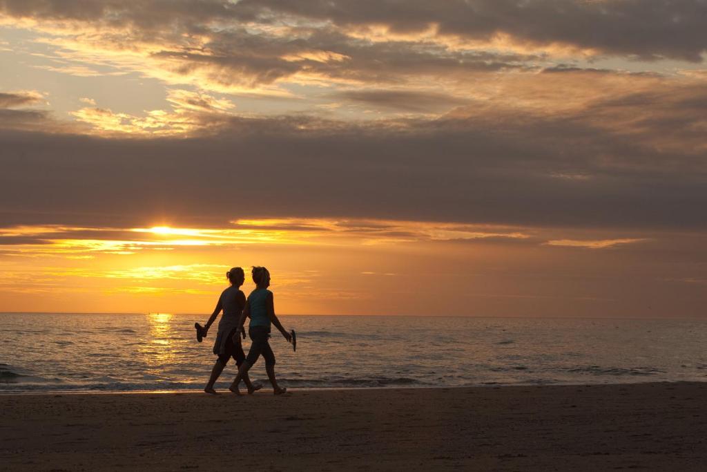 Golden Tulip Noordwijk Beach Photo 1