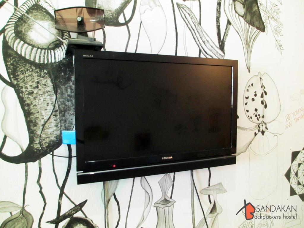 Shared lounge/TV area