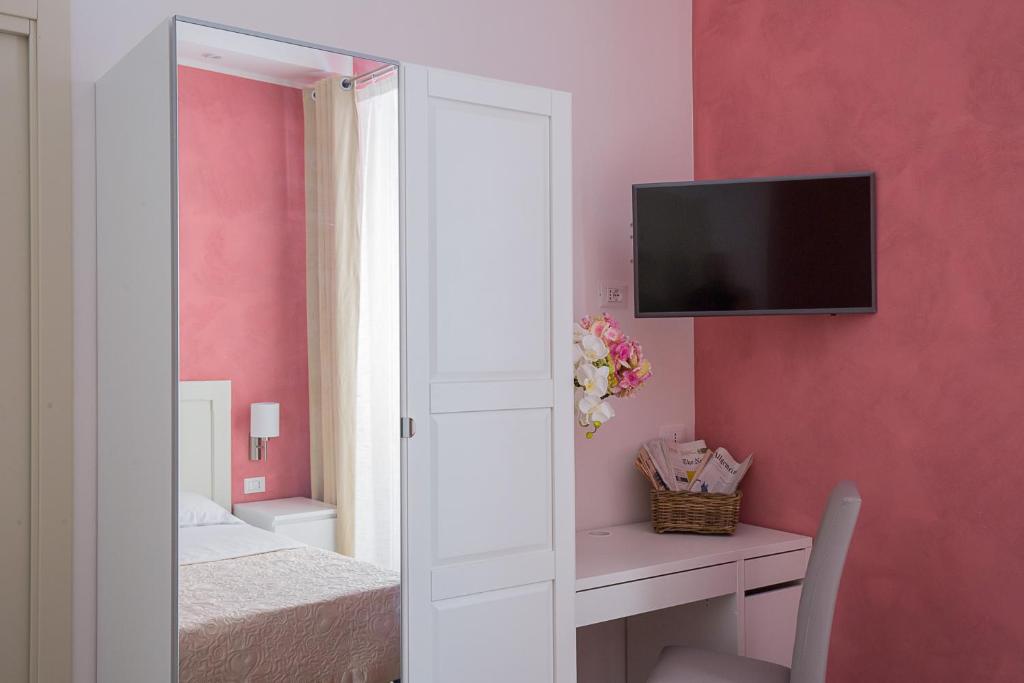 Vela Rooms photo
