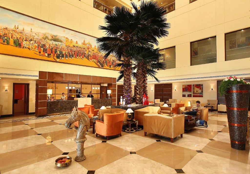 Lobby, La Classic Hotel in Bangalore