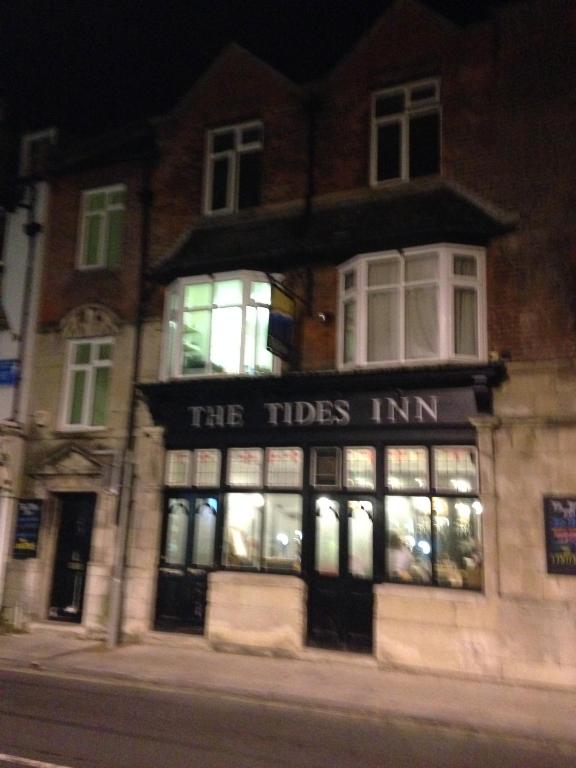 The Tides Inn, Weymouth