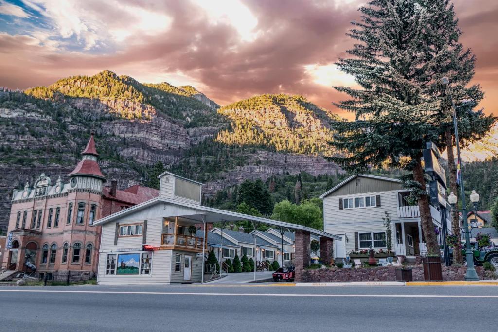 Abram Inn &amp; Suites — Hotel in Ouray (CO)
